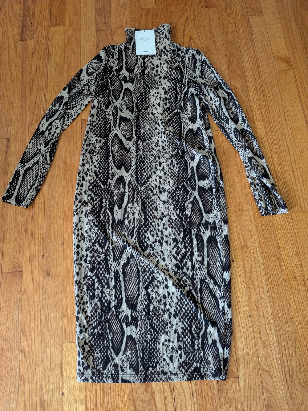 Zara Snake-Print Long Sleeve Reptile Dress - Black & Cream M